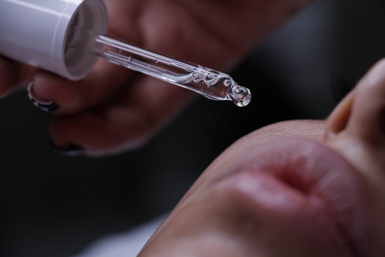 Exploring the Benefits of Hydrating Serums for Every Skin Type